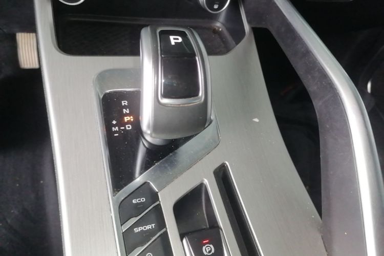 GEELY Coolray 2021 car image #14