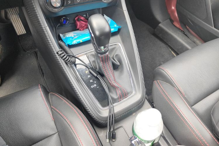 MG ZS 2017 imagen de coche #14