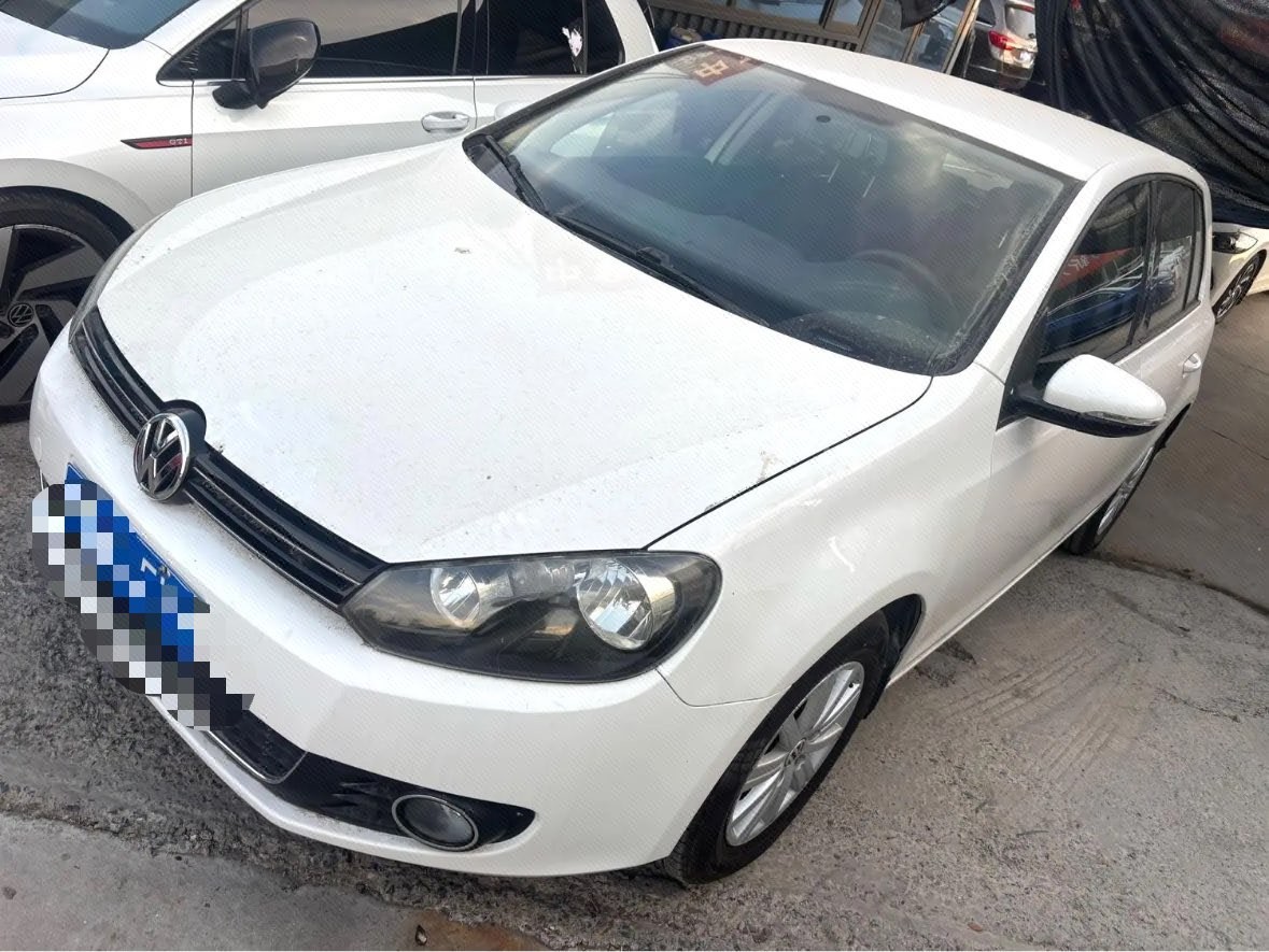 Volkswagen Golf 2014 car image 