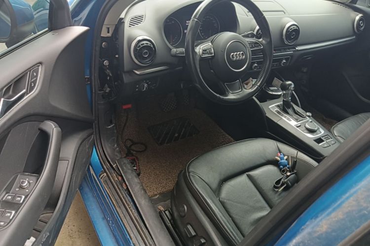 Audi A3 2016 immagine di auto #16