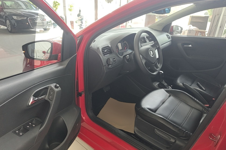 Volkswagen Polo 2017 #12 Volkswagen Polo 2017 car image #12