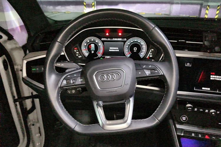 Audi Q3 2024 #15 Audi Q3 2024 car image #15