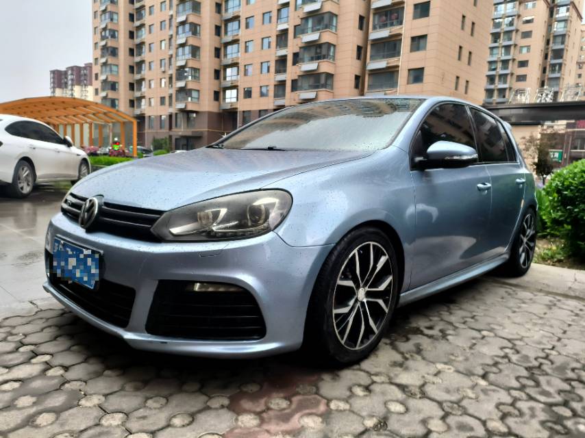 Volkswagen Golf 2013 car image 