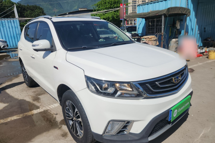 GEELY Vision X6 2018 immagine di auto #4