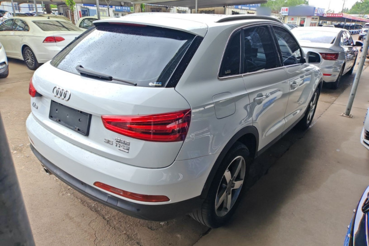 Audi Q3 2015 #7 Audi Q3 2015 car image #7