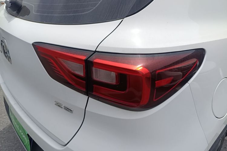 MG ZS 2017 car image #8