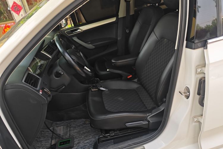 Skoda Rapid 2018 #15 Skoda Rapid 2018 image de voiture #15