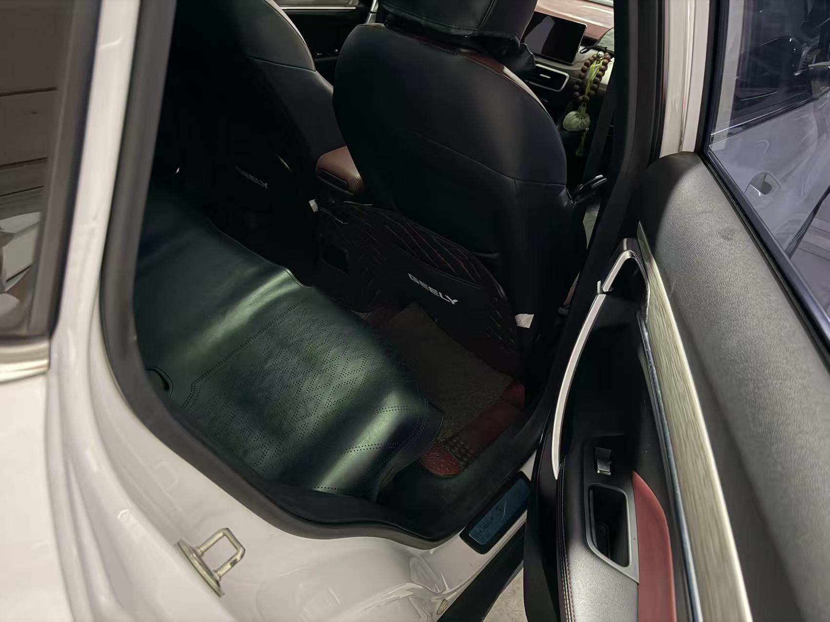 GEELY Coolray 2019 #7 GEELY Coolray 2019 car image #7