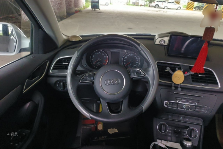 Audi Q3 2019 #12 Audi Q3 2019 car image #12