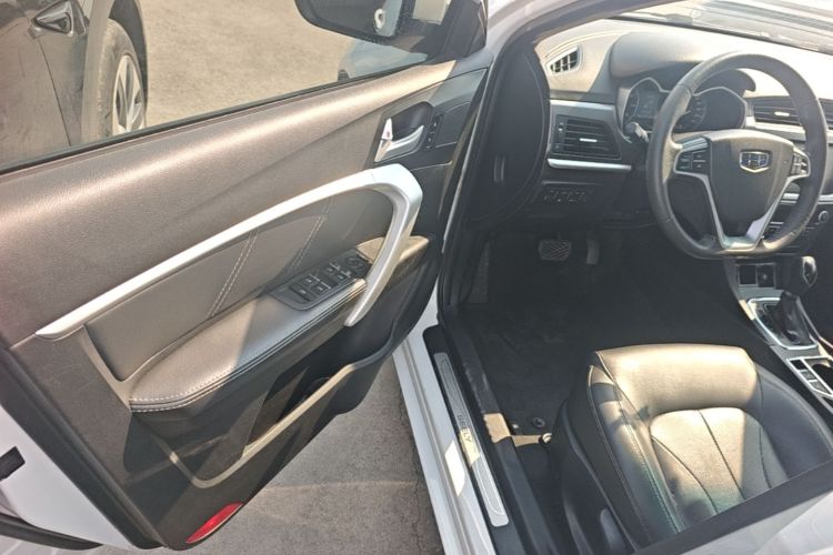 GEELY Emgrand 2018 #16 GEELY Emgrand 2018 car image #16