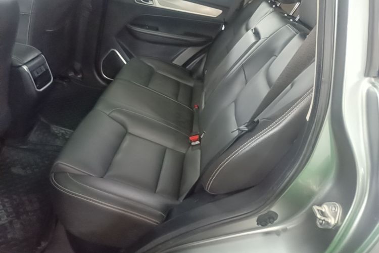 GEELY Vision X6 2019 car image #17