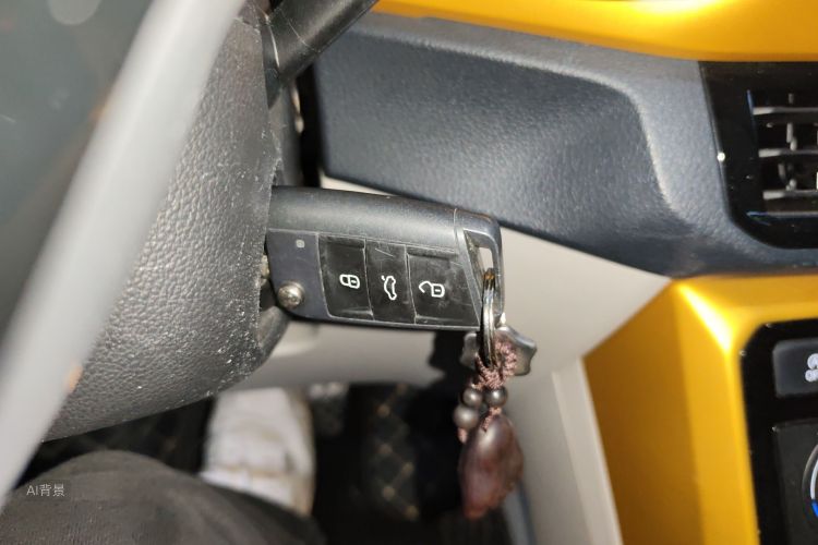 Volkswagen T-Cross 2019 car image #10