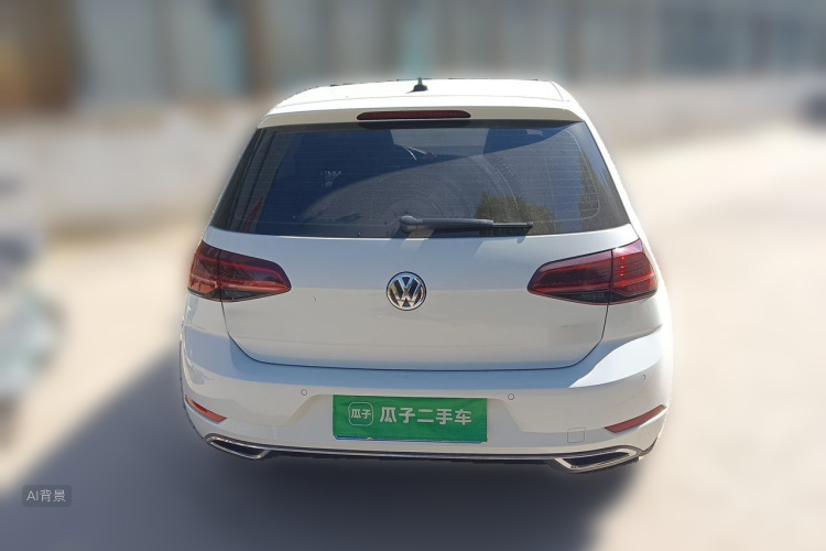Volkswagen Golf 2019 car image #6