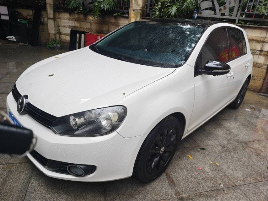 Volkswagen Golf 2013 car image 