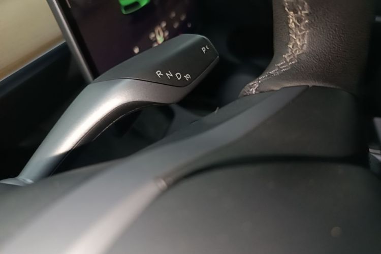 Tesla Model Y 2022 #14 Tesla Model Y 2022 immagine di auto #14
