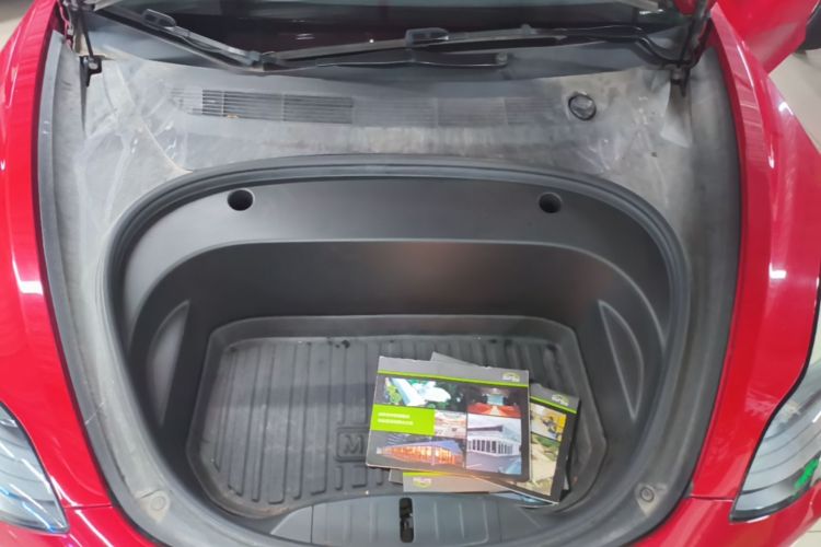 Tesla Model 3 2021 car image #20