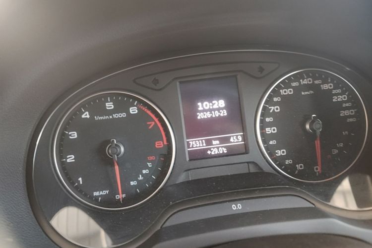 Audi A3 2019 صورة سيارة #12