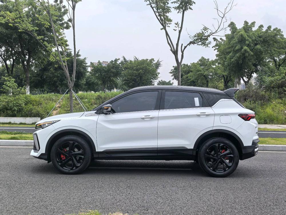 GEELY Coolray 2023 car image #4