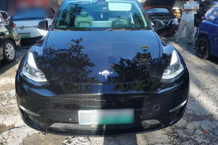 Tesla Model Y 2022 #3 Tesla Model Y 2022 car image #3