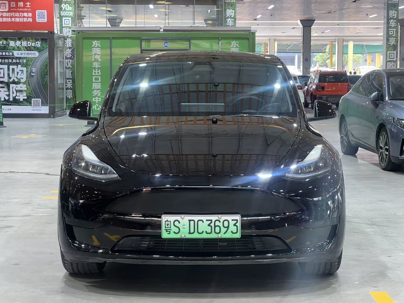 Tesla Model Y 2022 car image #8