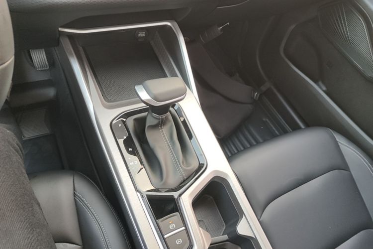 GEELY Emgrand 2025 #18 GEELY Emgrand 2025 immagine di auto #18