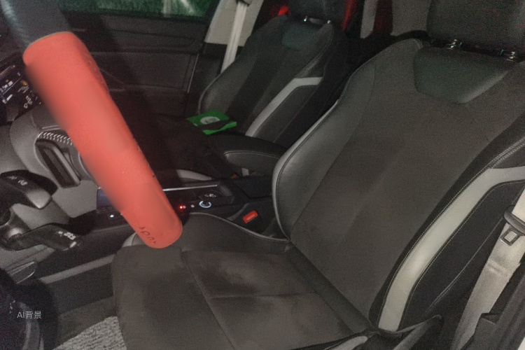 Audi Q3 2020 car image #17