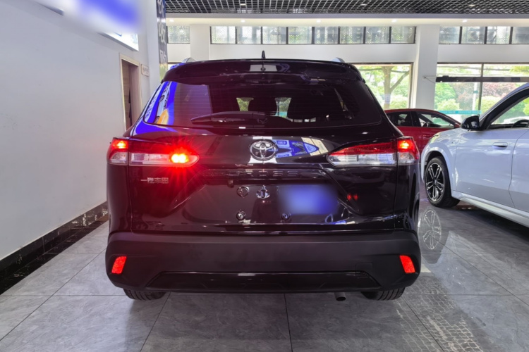 Toyota Corolla Cross 2023 #6 Toyota Corolla Cross 2023 car image #6