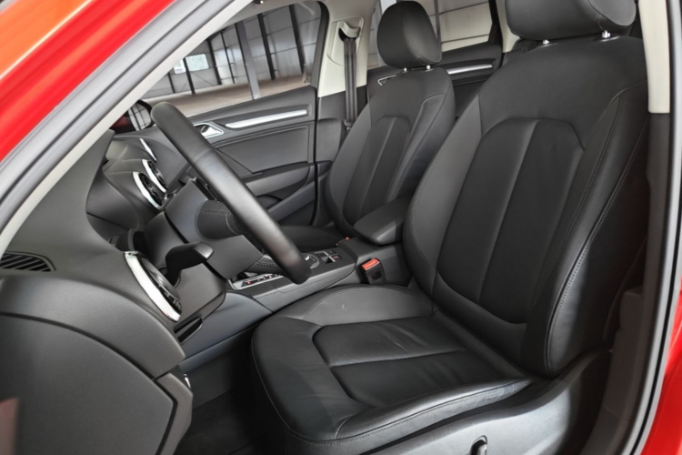 Audi A3 2016 car image #19