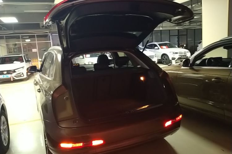 Audi Q3 2015 #21 Audi Q3 2015 car image #21