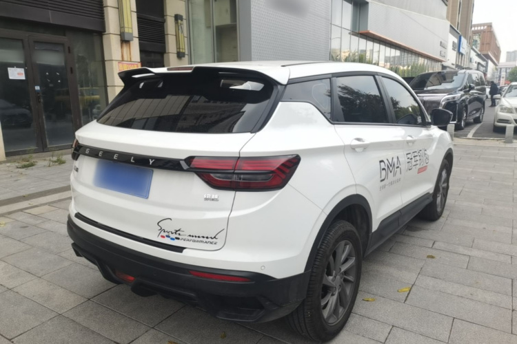 GEELY Coolray 2025 #5 GEELY Coolray 2025 car image #5
