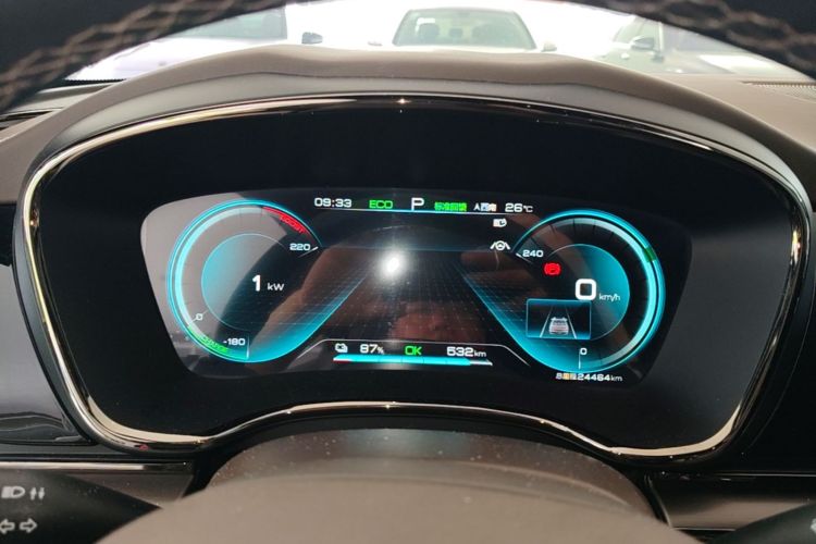 BYD Han 2023 car image #12