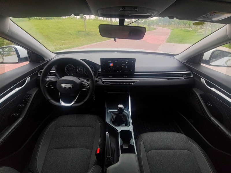 GEELY Emgrand 2025 #10 GEELY Emgrand 2025 image de voiture #10
