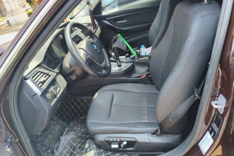 BMW 3 Series 2017 #17 BMW 3 Series 2017 car image #17