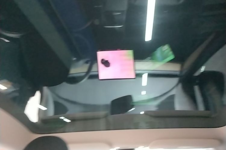 Tesla Model Y 2023 #18 Tesla Model Y 2023 car image #18