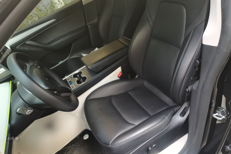 Tesla Model Y 2023 #17 Tesla Model Y 2023 car image #17