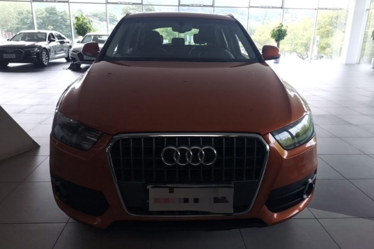 Audi Q3 2016 car image #3