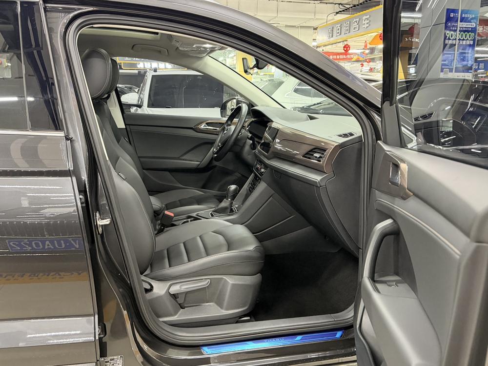 Volkswagen Tharu 2022 car image #16