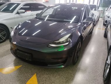 Tesla Model 3 2020 Tesla Model 3 2020 immagine di auto