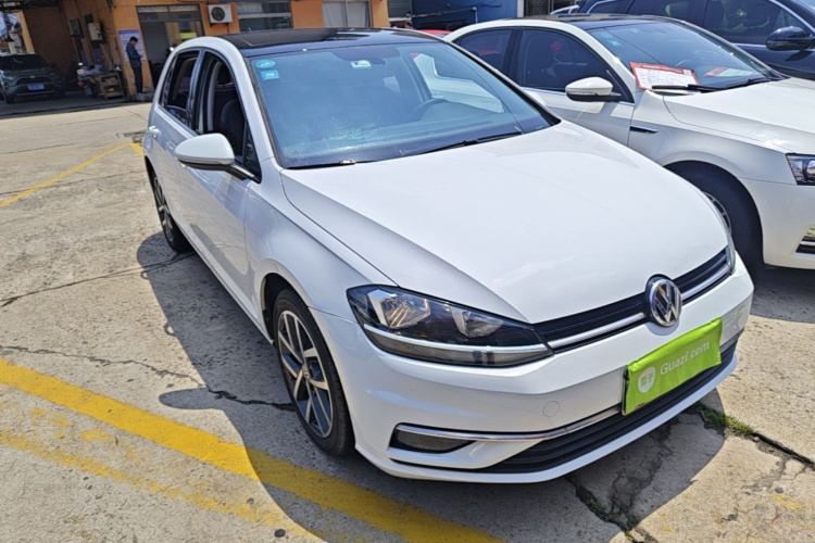 Volkswagen Golf 2020 #4 Volkswagen Golf 2020 car image #4