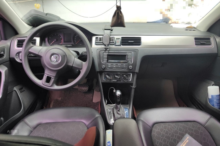 Volkswagen Santana 2015 car image #11