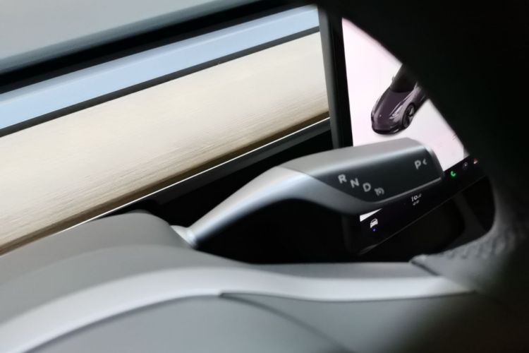 Tesla Model 3 2021 immagine di auto #14