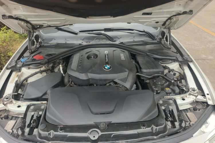 BMW 3 Series 2018 #20 BMW 3 Series 2018 car image #20