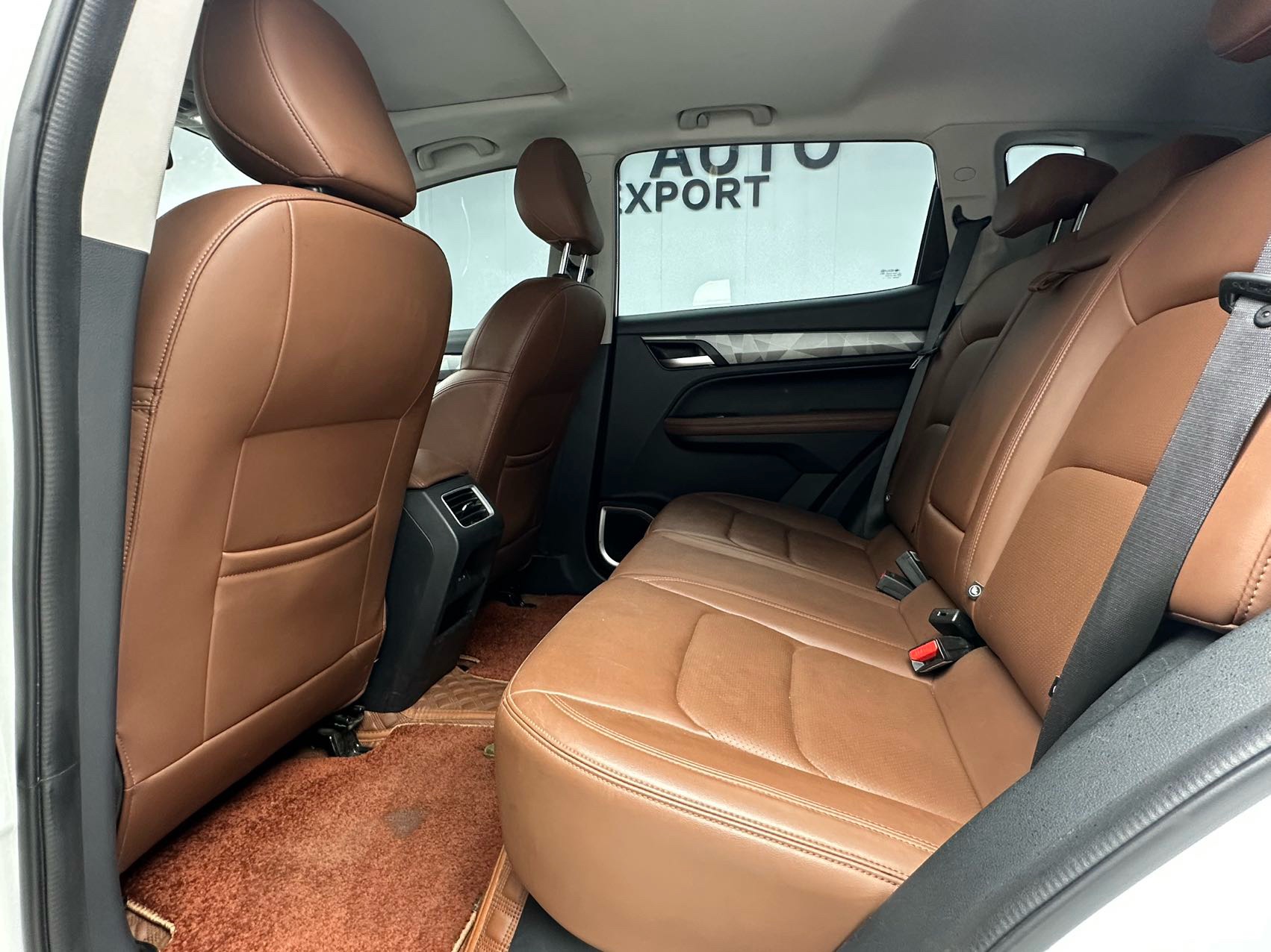 GEELY Vision X6 2023 car image #8