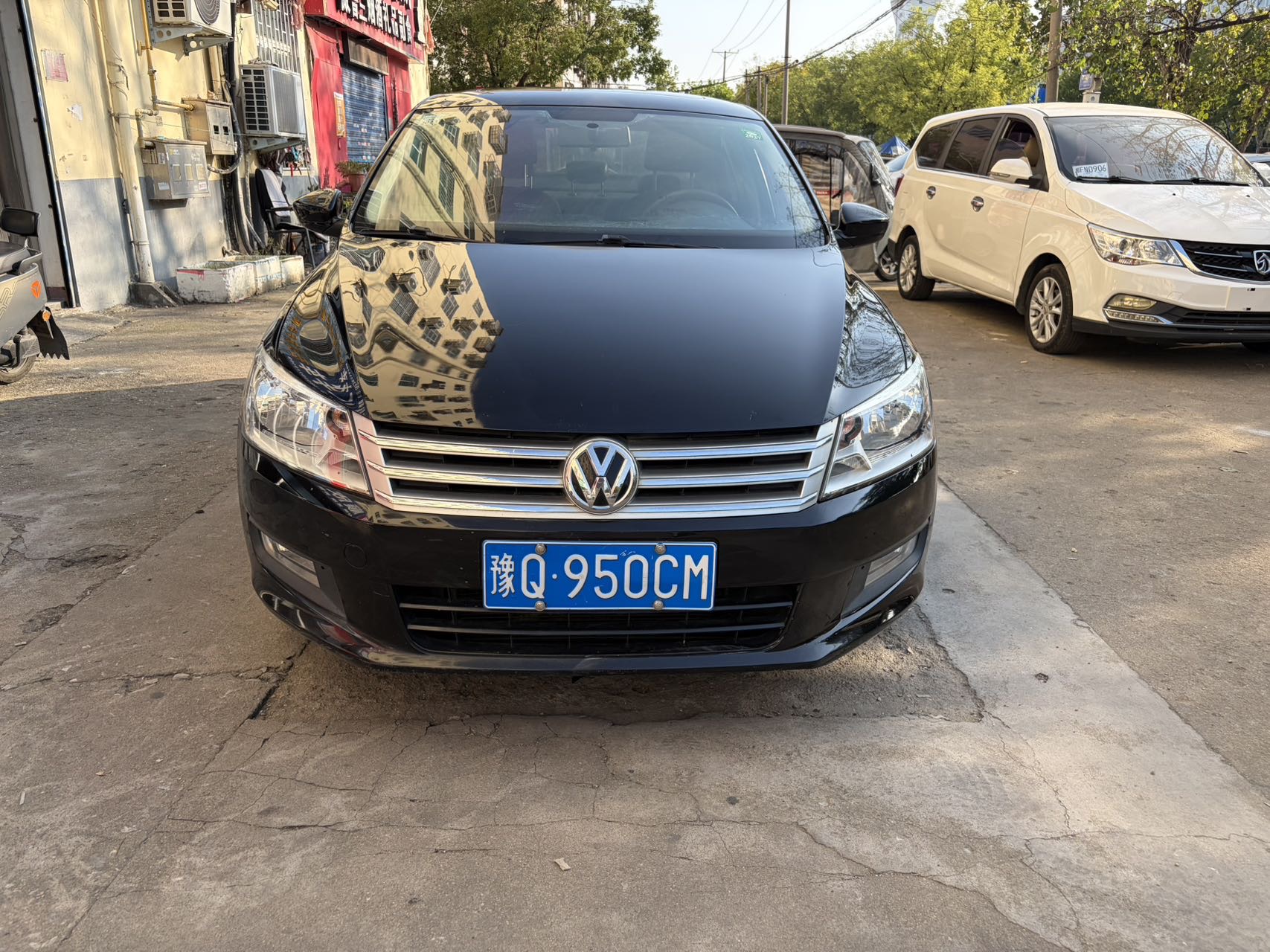 Volkswagen Santana 2015 car image #2