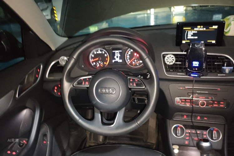 Audi Q3 2018 #12 Audi Q3 2018 car image #12