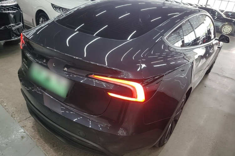 Tesla Model 3 2024 #7 Tesla Model 3 2024 car image #7