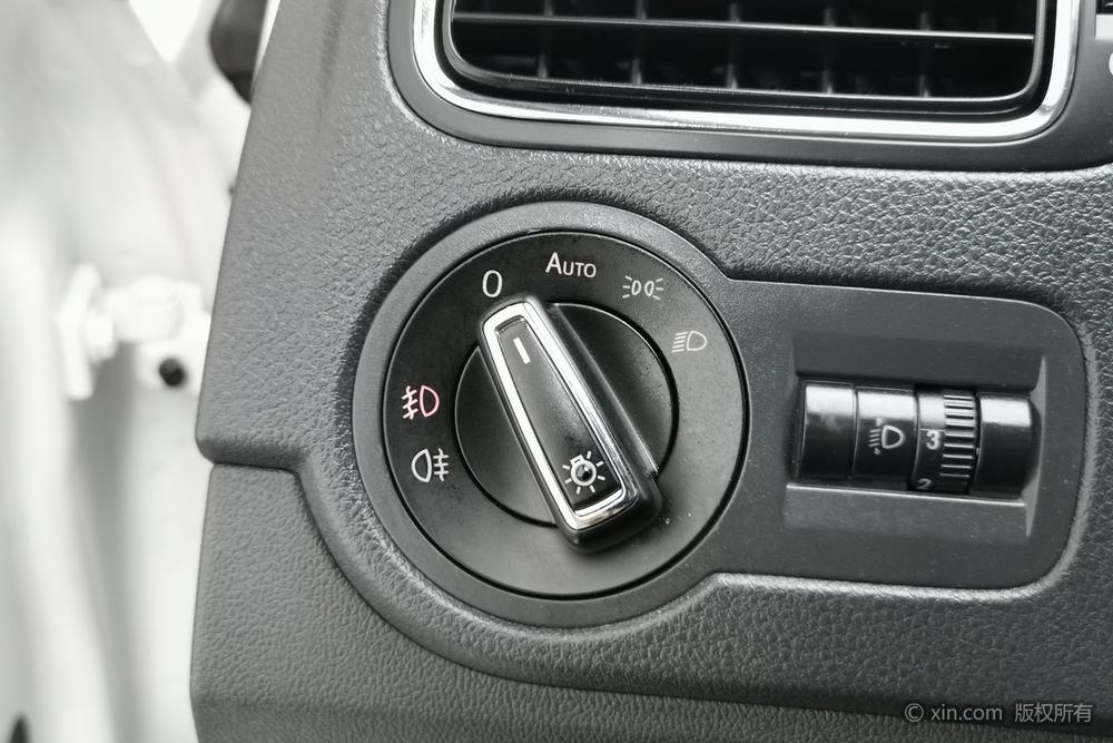 Volkswagen Polo 2014 #16 Volkswagen Polo 2014 car image #16