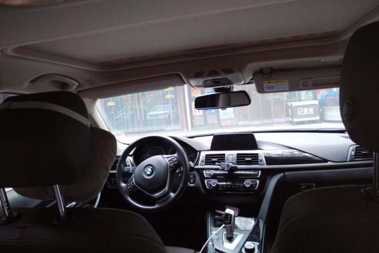 BMW 3 Series 2018 #16 BMW 3 Series 2018 car image #16