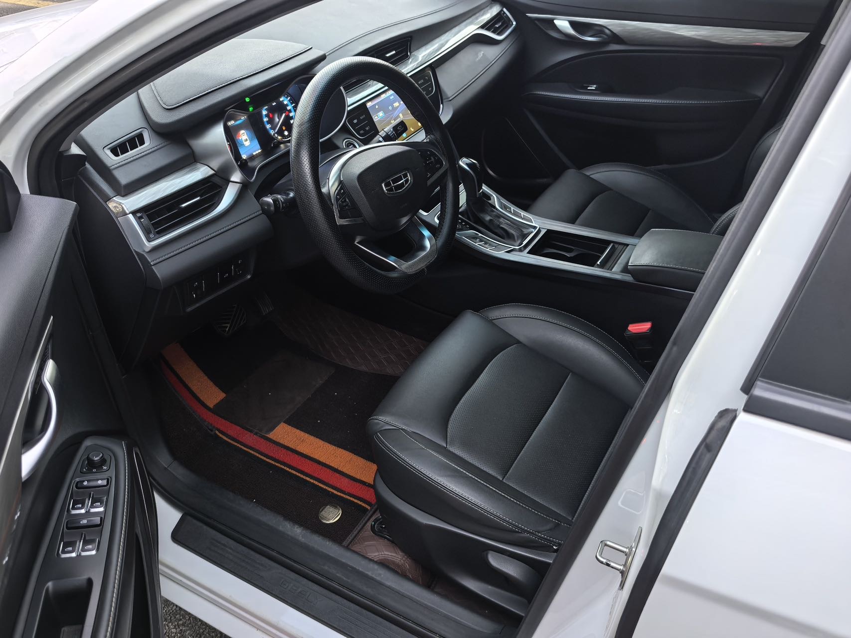 GEELY Emgrand 2020 #4 GEELY Emgrand 2020 immagine di auto #4