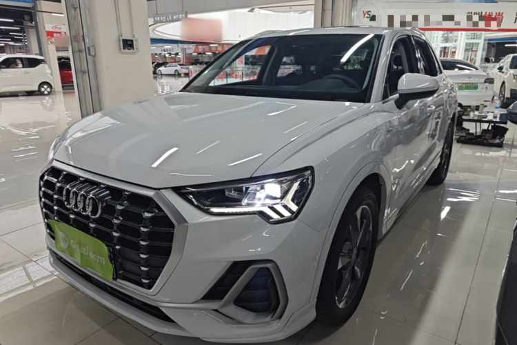 Audi Q3 2021 #2 Audi Q3 2021 car image #2